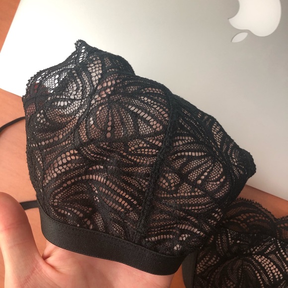 Size M Talula Semi-See-Through Lace Bralette - Picture 4 of 8